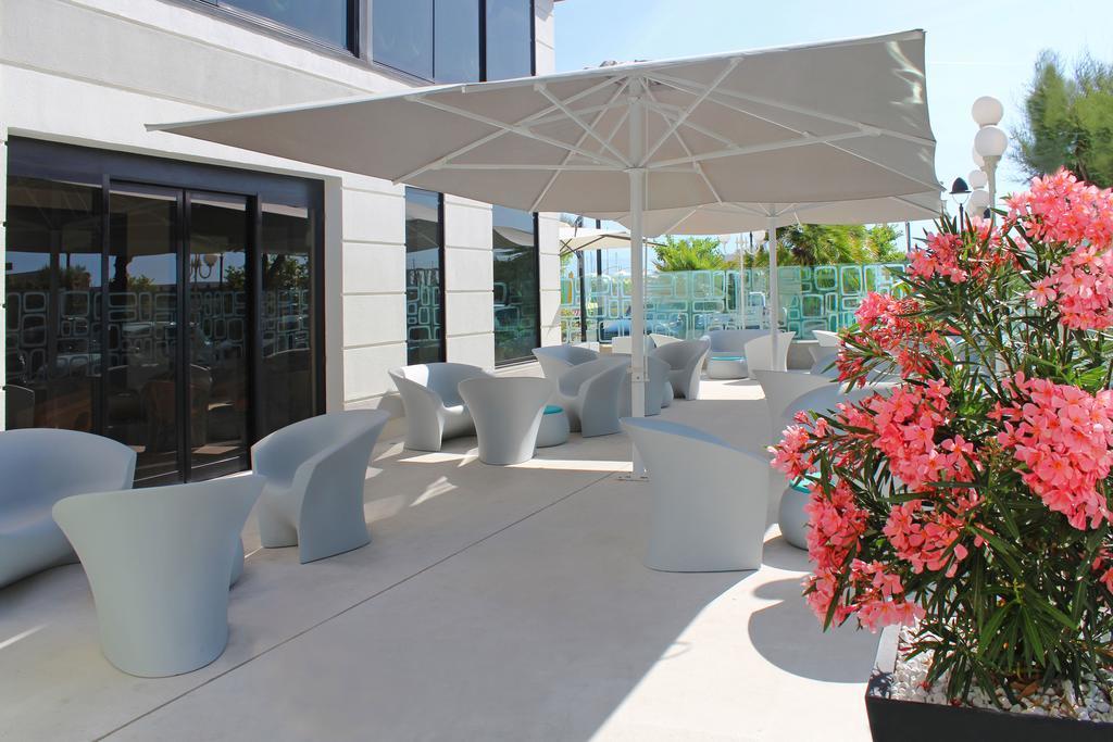 Hotel Delle Nazioni Мілано-Маріттіма Екстер'єр фото